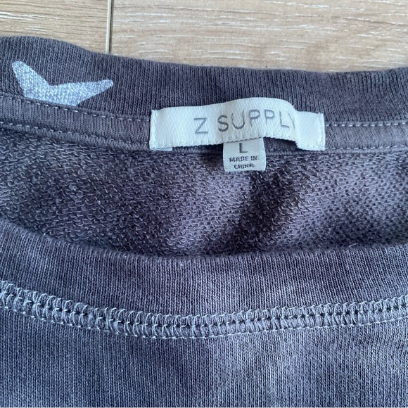 Z Supply Millie Cloud Star Sweater washes black large - Picture 7 of 9